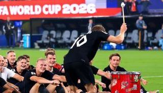 احتفال منتخب النرويج بالتأهل في كأس العالم