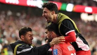 منتخب الأردن ضد الجزائر