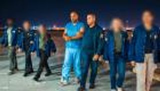 بعد ضبطه في تركيا.. أمريكا تستعيد متهما بقضية احتيال بـ3.7 مليار دولار