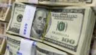 سعر الدولار اليوم يسجل أعلى مستوى في 13 شهراً وسط رهانات رفع الفائدة