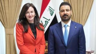 رئيس الوزراء العراقي علي الزيدي مع هادلي غامبل