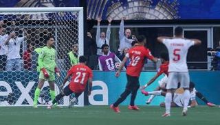 جانب من مباراة مصر وإيران