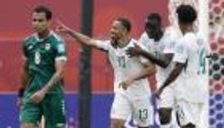 العراق ضد السنغال.. خماسية تاريخية وبديل ذهبي في كأس العالم