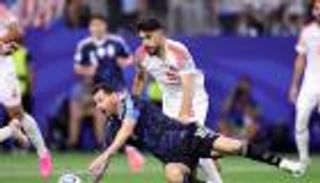 عدَّل المنشور.. ميسي يضع لاعب الأردن في موقف محرج