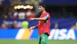 المغرب ضد هولندا.. أشرف حكيمي يدخل نادي الـ100