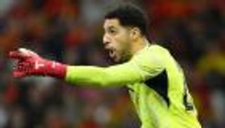 بعد عروض إسبانيا.. شوبير على رادار الدوري الفرنسي