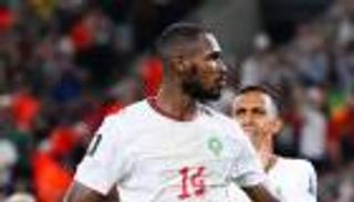 عيسى ديوب وجماهير المغرب.. هدف الإنقاذ يقلب كل شيء