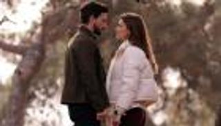 ظهور جديد يشعل شائعات ارتباط بطلي مسلسل &laquo;تحت الأرض&raquo;