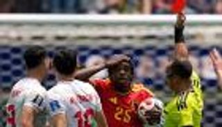 إنذارات أقل وطرد أكثر.. فلسفة الحكام في كأس العالم 2026