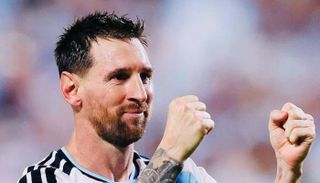 ليونيل ميسي قائد منتخب الأرجنتين