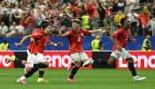 السيسي يهنئ مصر بـ&laquo;الإنجاز التاريخي&raquo; والتأهل لدور الـ16 في كأس العالم