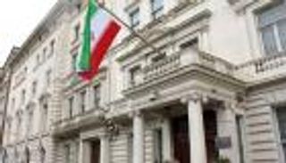 بريطانيا تستدعي سفير إيران بسبب الاعتداء على صحفي في لندن