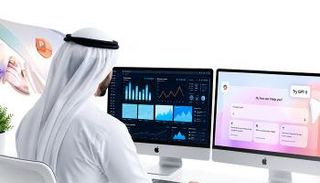 أبوظبي تزود 35 ألف موظف حكومي بالذكاء الاصطناعي التوليدي
