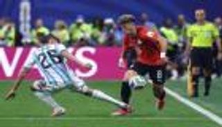 قبل دقائق من المجد.. لماذا تسقط المنتخبات الإفريقية في كأس العالم؟