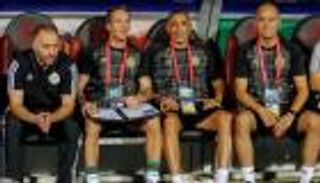 نقطة ضعف واضحة.. مساعد بلماضي يحدّد المشكلة الكبرى لمنتخب الجزائر