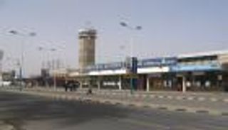 مطار صنعاء.. أكثر أوراق الصراع تعقيداً في اليمن