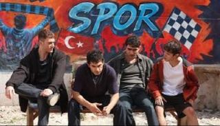 مسلسل «إسطنبول رأسا على عقب» 