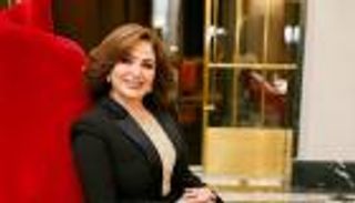 شوق الهادي وإلهام شاهين في قائمة نجمات تخلين عن الشعر بالكامل