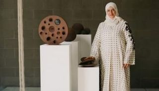 معرض حركات متجذرة