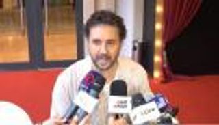 يشعر بالخوف ويقرأ القرآن.. كواليس هشام ماجد قبل صعود مسرح &laquo;خيال مريض&raquo; (خاص)