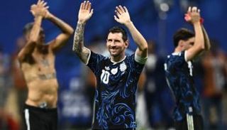 ليونيل ميسي قائد منتخب الأرجنتين