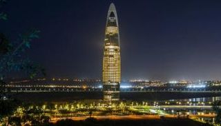 برج محمد السادس، ناطحة سحاب بارزة في مدينة سلا، بالقرب من الرباط