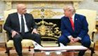 ترامب يؤكد دعم لبنان ولا يمانع في التحدث مع حزب الله