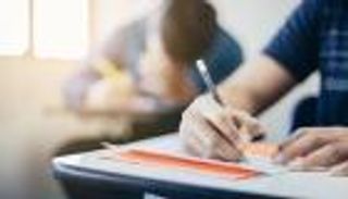 لم يتفوق أحد.. حقيقة نتائج اللغة العربية للثانوية العامة في مصر