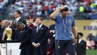 ليونيل سكالوني مدرب الأرجنتين
