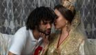 بسبب &laquo;عضة حصان وهرمونات حمل&raquo;.. حقيقة طلاق محمد النني من زوجته