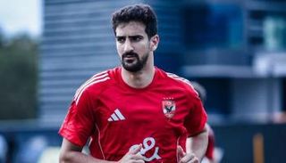 محمد علي بن رمضان لاعب الأهلي