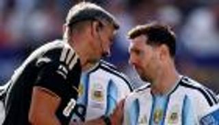 نذير شؤم ميسي.. اعتزال حكم نهائي كأس العالم 2026