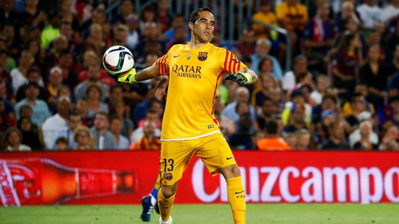 كلاوديو برافو حارس برشلونة الإسباني