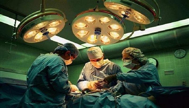 الكتلة الحجرية استمرت 15 عاماً في بطن الأم - أرشيفية