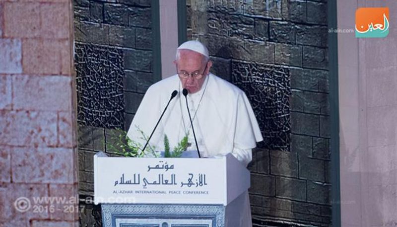 بابا الفاتيكان فرنسيس الثاني