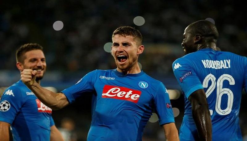 نابولي يفوز بثلاثية في انطلاقته بالدوري الإيطالي