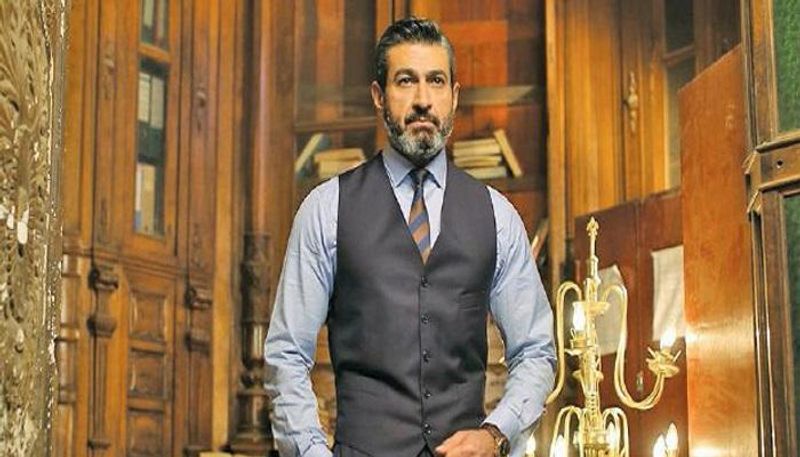 الفنان ياسر جلال