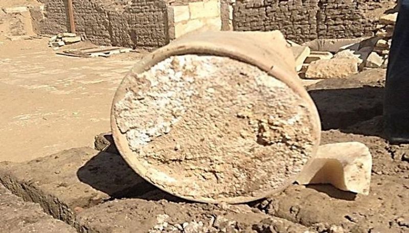 على يد الأثري البريطاني ولتر إميري