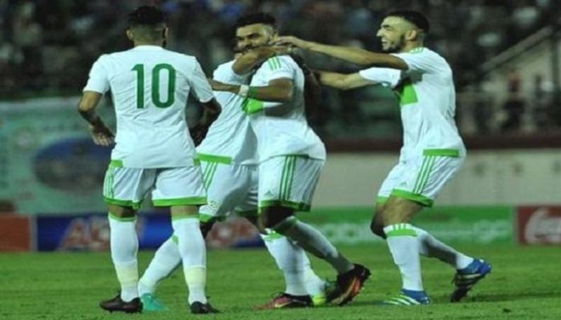 لاعبو المنتخب الجزائري