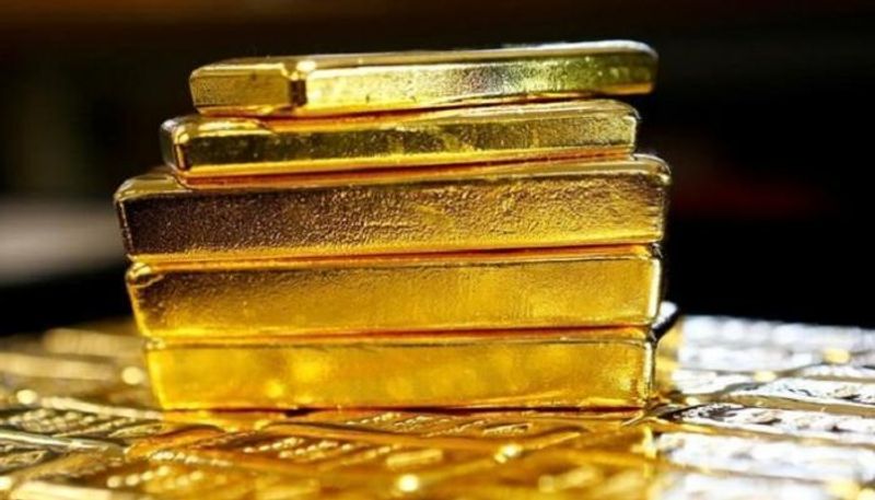 الذهب يهبط بفعل التفاؤل بشأن التجارة بين أمريكا والصين