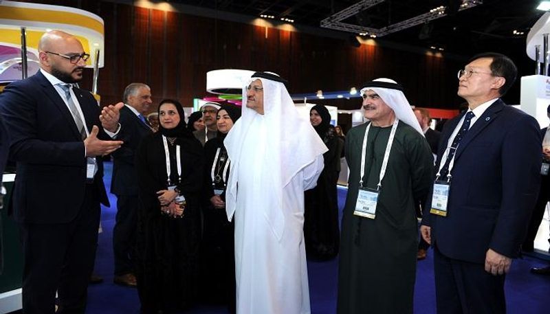جانب من أعمال مؤتمر الإمارات الـ9 لأمراض السكري والغدد الصماء