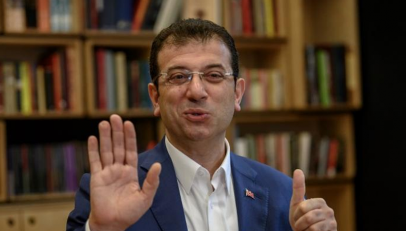 أكرم إمام أوغلو المرشح لمنصب عمدة بلدية إسطنبول عن حزب الشعب