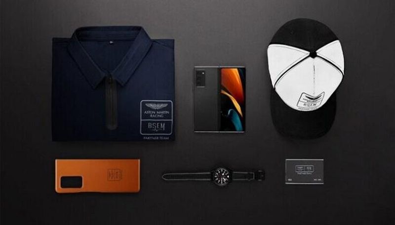الإصدار الخاص Aston Martin Racing من سامسونج Galaxy Z Fold 2