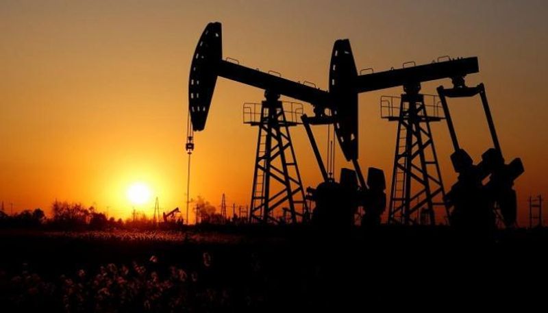 منصة نفطية بالولايات المتحدة الأمريكية - رويترز